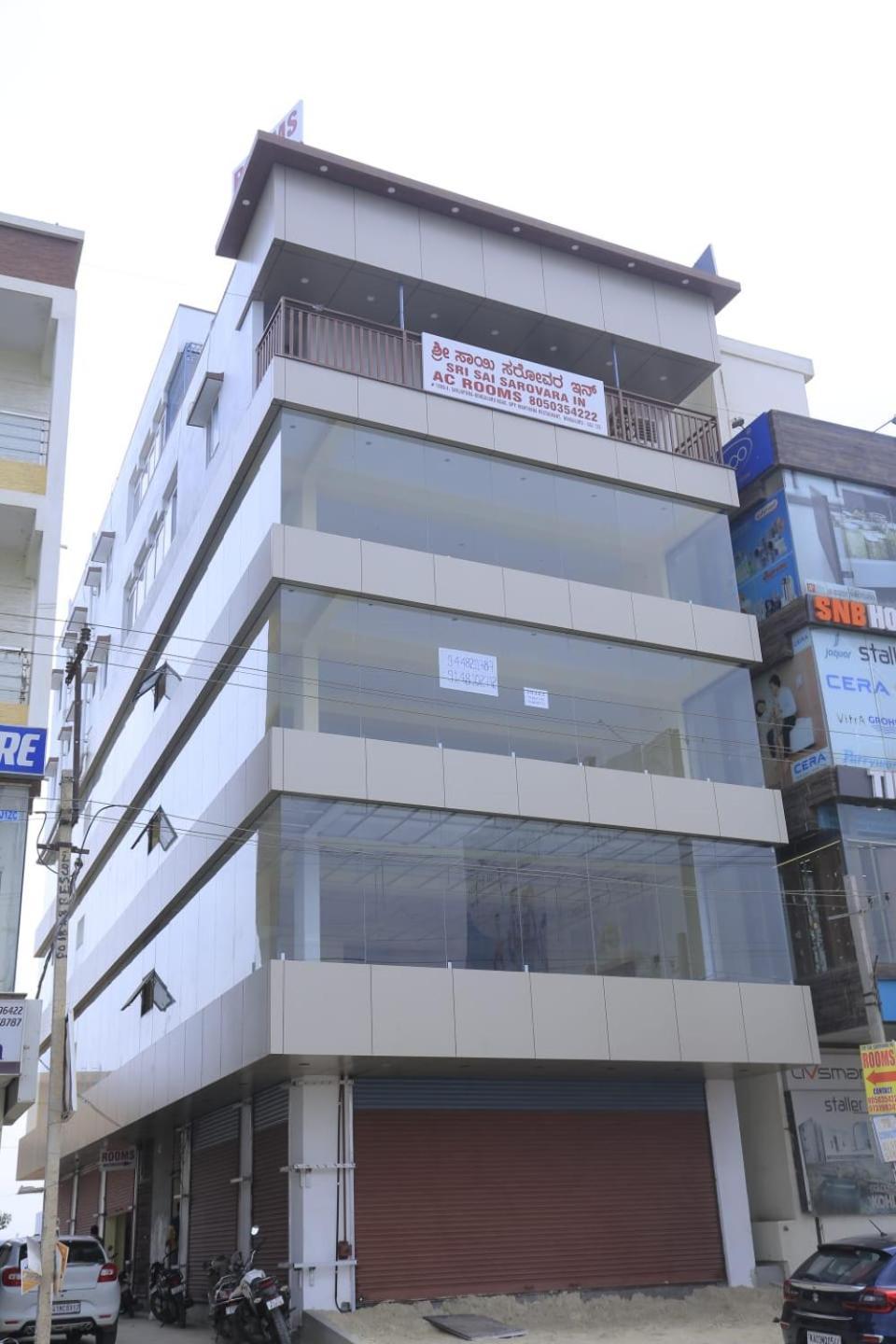 Sri Sai Sarovara In Bengaluru Kültér fotó